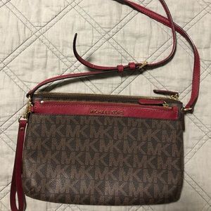 michael kors crossbody